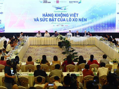 Kịch bản nào cho hàng không Việt Nam hậu COVID-19?