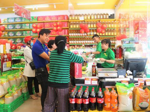 Những át chủ bài đã mang về cho Thế Giới Di Động hơn 2.000 tỉ đồng trong tháng 8