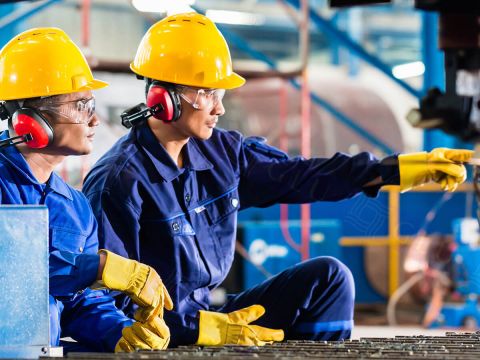 Thị trường lao động Việt Nam trong quí III phục hồi mạnh
