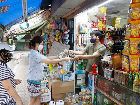 Tạp hoá hoà mình vào công nghệ số