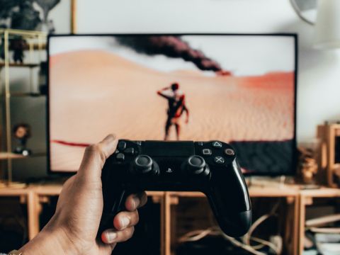 Sony đang trở thành “công ty PlayStation”?