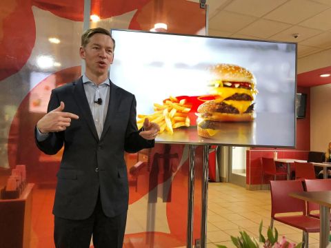 McDonald’s hái quả ngọt