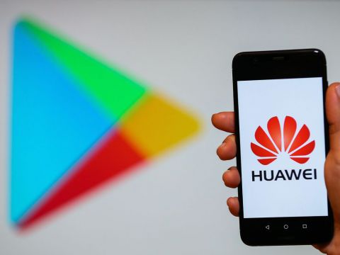 Huawei bắt đầu loại bỏ Android trên smartphone của mình