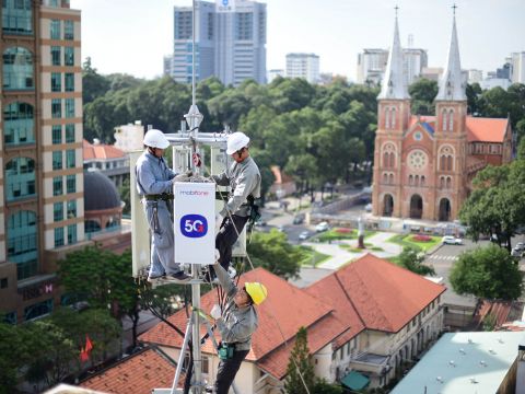 Cuộc đua 5G của các nhà mạng đang nóng lên