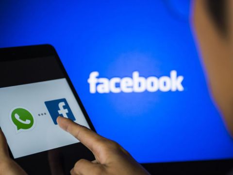 Facebook đang giết chết WhatsApp?