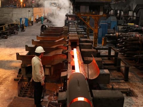 Nhìn lại doanh thu, lợi nhuận của các tập đoàn nhà nước trong năm COVID-19