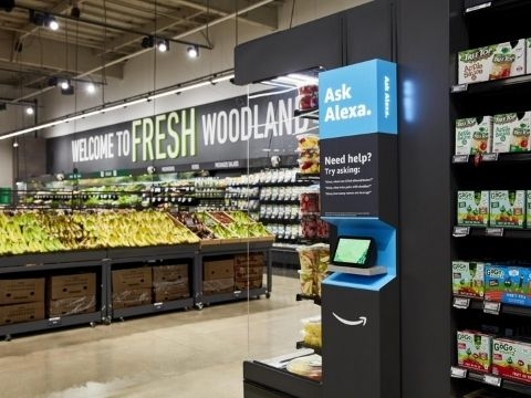 Công nghệ thanh toán tự động của Amazon sẽ khiến hàng ngàn thu ngân siêu thị mất việc?