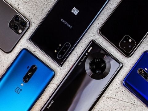 Smartphone Việt rẽ trái hay đi thẳng?