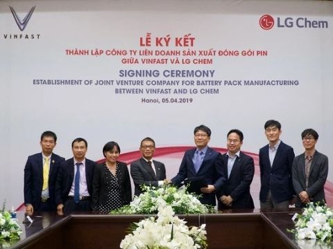 Đang sở hữu liên doanh pin lithium, vì sao Vingroup vẫn thành lập thêm VinES cùng lĩnh vực?
