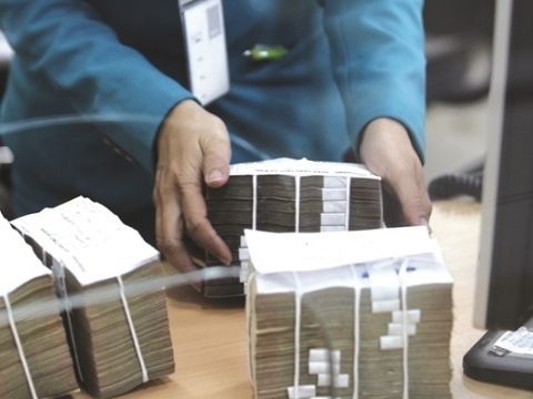 Tăng tốc bơm vốn
