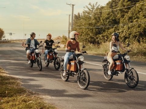 Dat Bike: Gã tí hon trong sân chơi những người khổng lồ