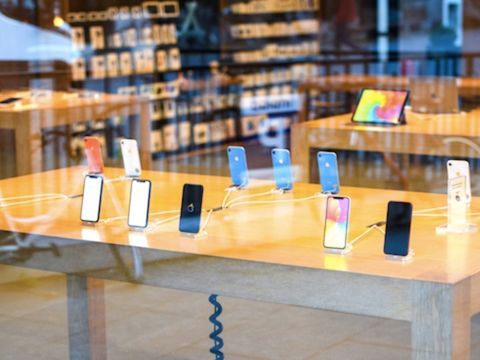 The Wall Street Journal: Người dùng toàn cầu đã chán “lên đời” smartphone
