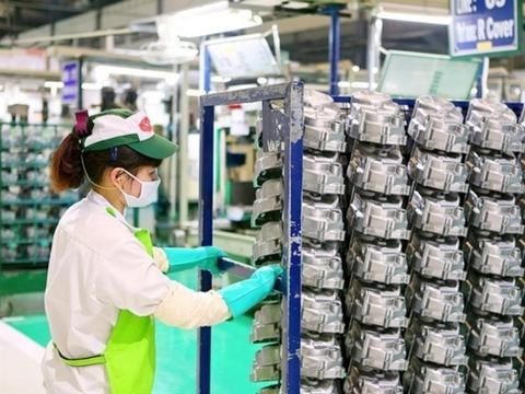 Gần 10% doanh nghiệp công nghiệp hỗ trợ sử dụng robot trong dây chuyền sản xuất