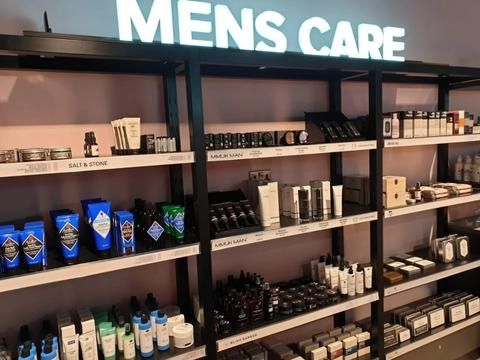 Mỹ phẩm dành cho nam: Thị trường có dễ chinh phục?