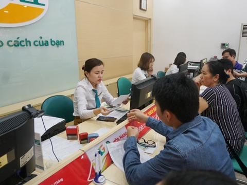 Thị trường viễn thông bão hòa – Doanh nghiệp đang “vượt sóng” thế nào?