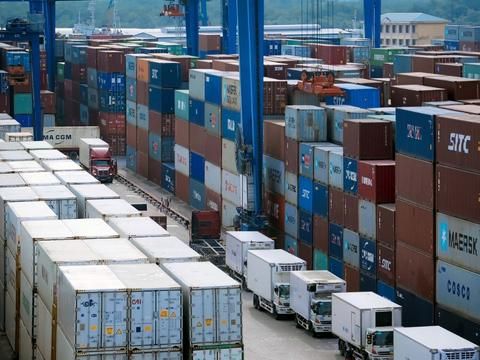 Hàng Việt Nam lần đầu tiên xuất khẩu sang Mỹ đạt 100 tỉ USD