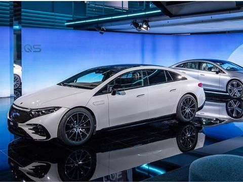 Mercedes-Benz chuẩn bị làm 100% xe điện