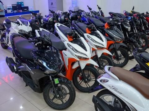 Mỗi phút, người Việt mua 1 ô tô nhưng mua đến 6 xe máy