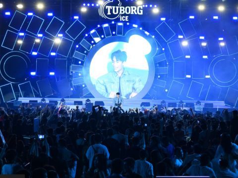 MONO khuấy động sảng khoái tại tiệc băng ra mắt Tuborg Ice