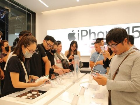 iPhone 15 series gây “sốt” tại Việt Nam, hàng loạt đại lý “cháy” hàng