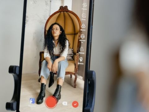 Nguyên tắc vàng trong quản trị mối quan hệ và rủi ro khi làm việc với Influencer ​​​​​​​