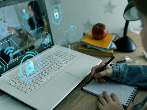 Siết chặt bảo vệ nội dung cho các nhà đào tạo trực tuyến