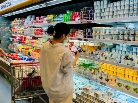FMCG đua cao cấp hóa