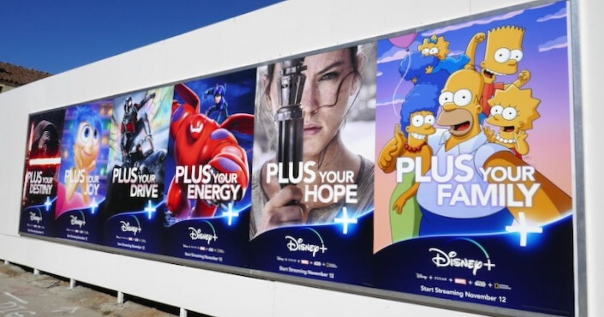 Chiến dịch quảng cáo ngoài trời siêu khủng ra mắt Disney Plus