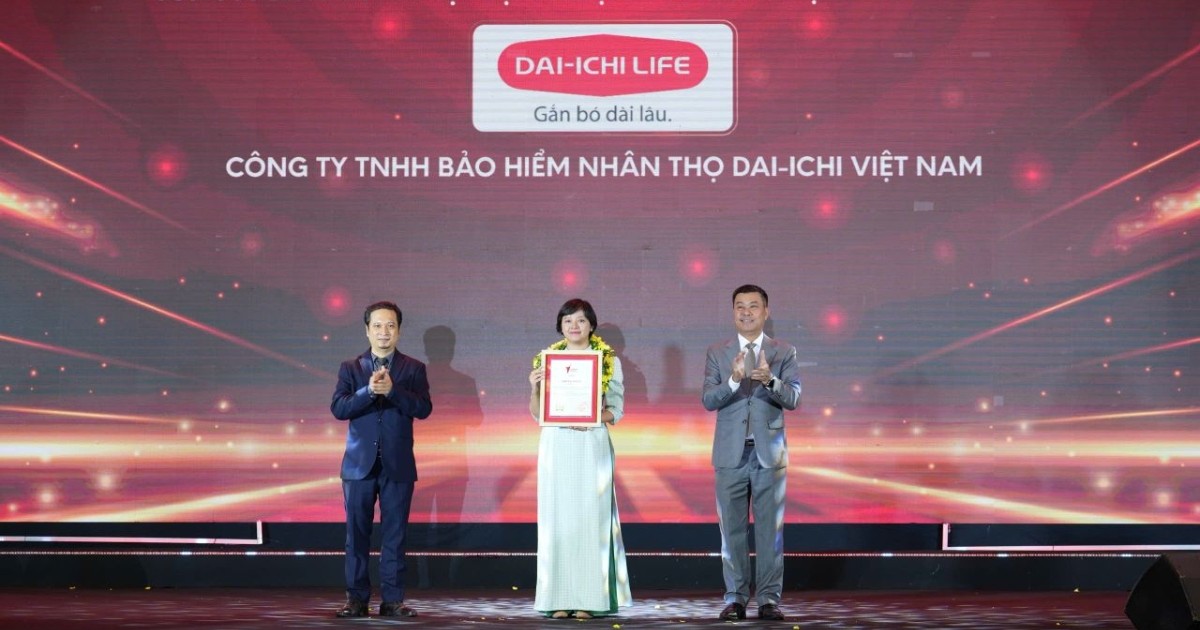 Dai-ichi Life Việt Nam lần thứ 5 nhận giải thưởng “Top 500 Doanh nghiệp Lợi nhuận tốt nhất Việt Nam”