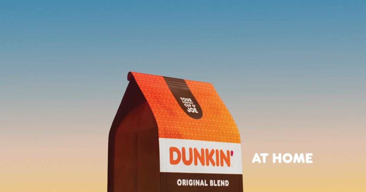 Dunkin’ mang biểu tượng văn hóa vào nhà với chiến dịch OOH tối giản
