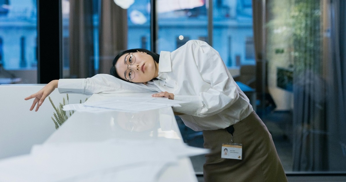 4 điểm khiến người đi làm ở mọi thế hệ cảm thấy không thoải mái, theo khảo sát của Talentnet