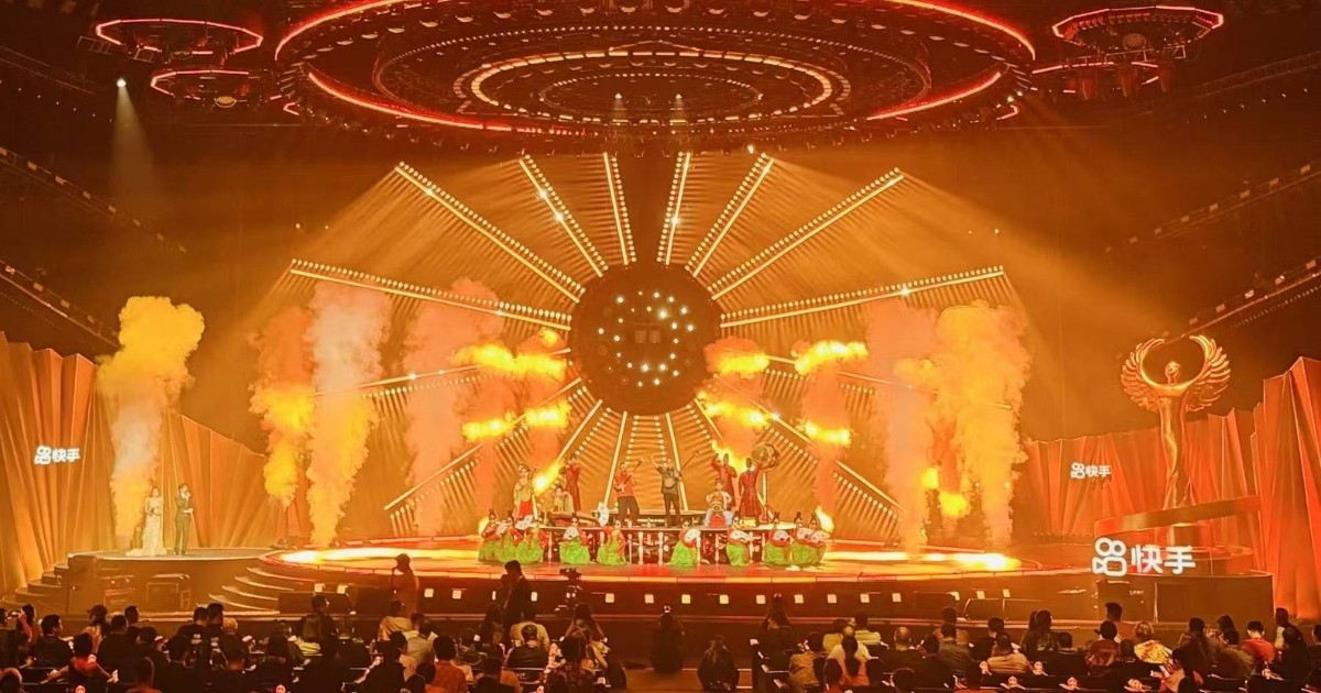 “Thần đèn” event Trung Quốc: 5 loại đèn mà agency đã sử dụng cho “bữa tiệc” thị giác