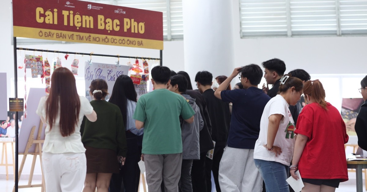 “Cái Tiệm Bạc Phơ” – Dự án sinh viên khiến nhiều bạn trẻ bật khóc khi nhớ về ông bà
