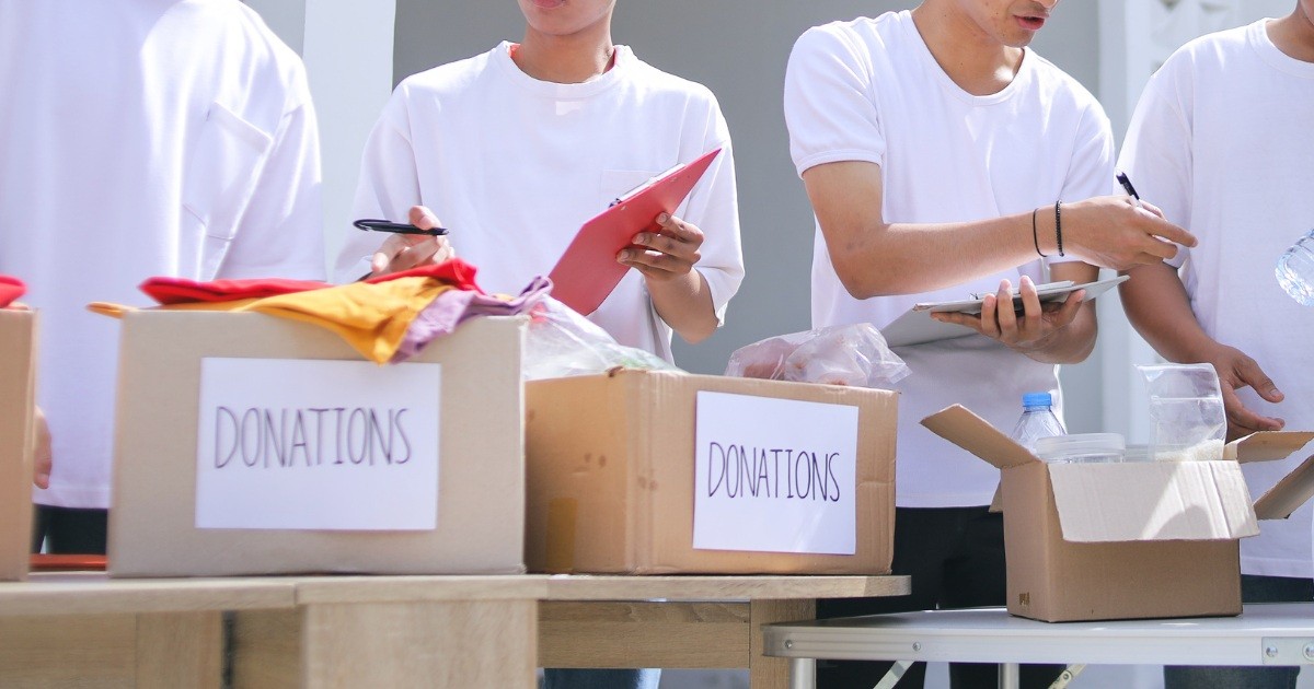 Từ thiện có giúp “tẩy trắng” sau scandal?