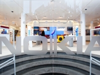 Thương vụ 7,2 tỷ USD của Microsoft và Nokia chưa kết thúc