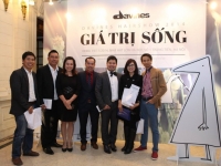 Vén màn nhung, chúng ta về miền đất nguồn cội