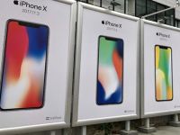 Bảng quảng cáo iPhone X tiếp tục xuất hiện khắp nơi trên thế giới