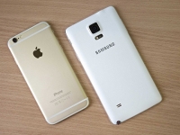 Sự trung thành đối với nhãn hiệu điện thoại di động – Apple vs Samsung