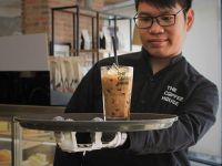 Đại diện The Coffee House: “Nhờ Uplift, 6 nhân viên khuyết tật sẽ được lắp cánh tay robot trong 2019