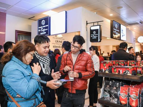 E-Coffee đang giúp Trung Nguyên từng bước lấy lại vị thế trong cuộc chiến chuỗi cà phê