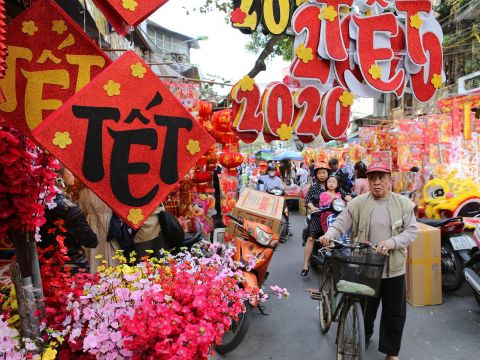 Tết Canh Tý, người Việt tìm gì trên mạng?