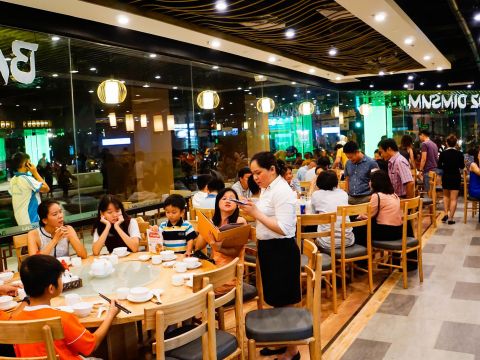 Hỏi – Đáp về mặt bằng kinh doanh F&B – Bài 7: Nguyên tắc vàng trong phân bổ diện tích trong và ngoài nhà hàng