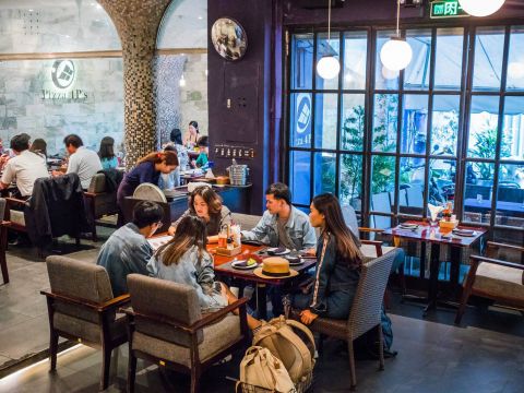 Khởi nghiệp kinh doanh nhà hàng: 10 điều cần chú ý