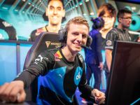 Thương trường eSports đến từ những gã khổng lồ Sportswear