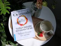 Đi tìm công thức sáng tạo của những người khổng lồ dịch chuyển thế giới