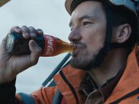 #HolidaysAreComing - Quảng cáo Giáng sinh cảm động từ Coca-Cola