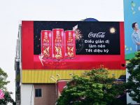 Truyền thông mùa Tết với những chiến dịch quảng cáo ngoài trời ấn tượng
