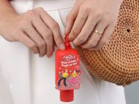 Lifebuoy biến gel rửa tay thành “xu hướng thời trang” mùa COVID