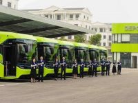 Xe buýt điện thông minh VinBus chính thức đi vào hoạt động