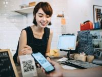 Hiệu ứng COVID-19 thúc đẩy thanh toán qua mã QR tại khu vực APAC
